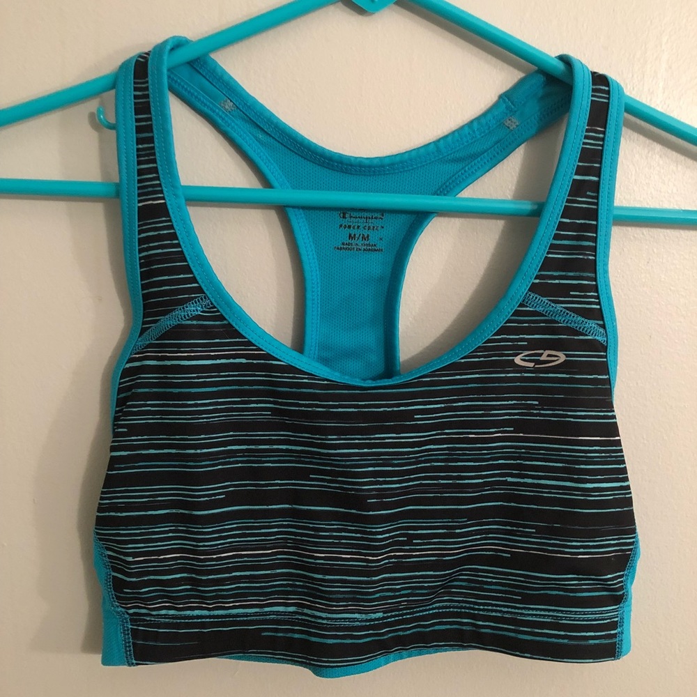 sports bra